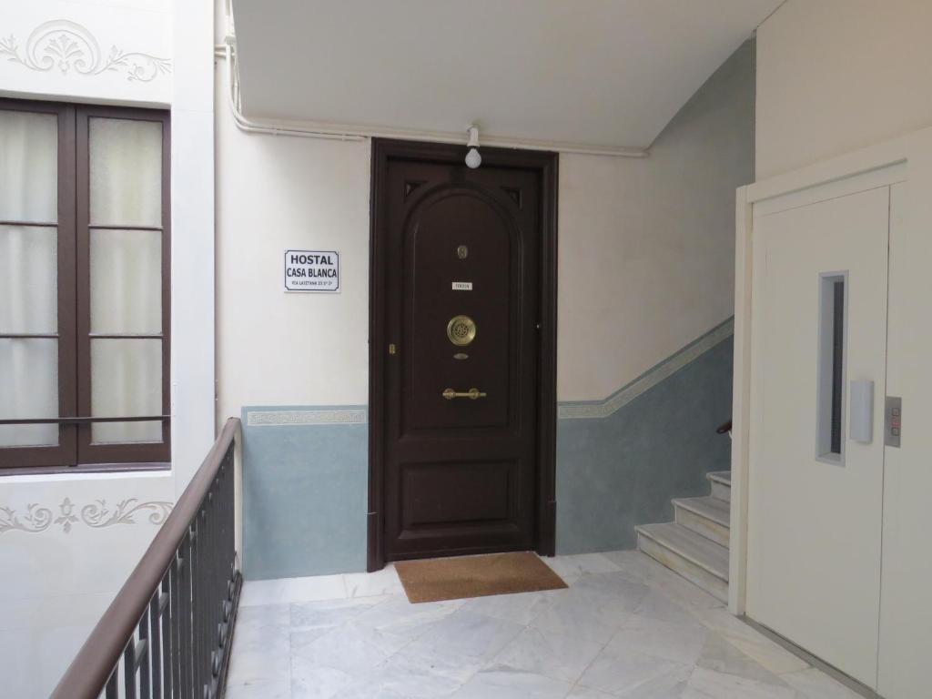 Casa Blanca Guest house 2*